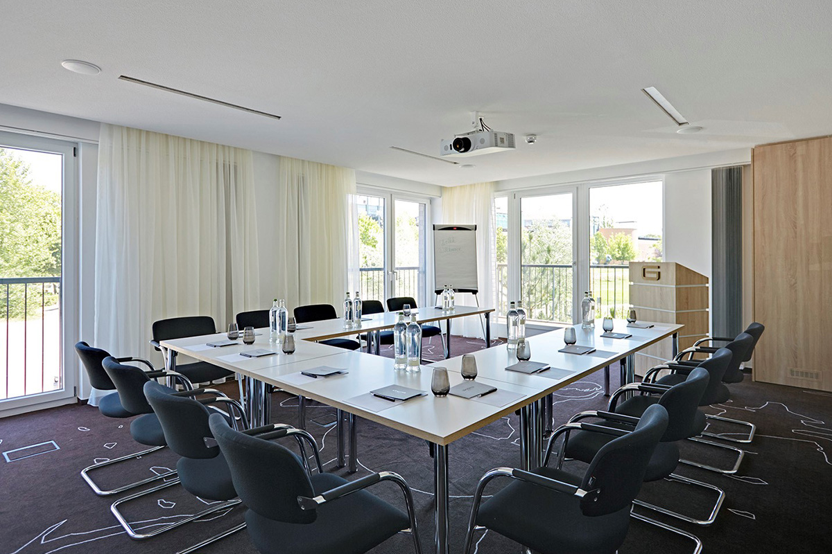 Hanau Neueröffnungsangebot - Landingpage 13 hotel hanau Grimms PP Business 01 hotel hanau