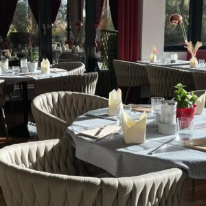 TDD PP German Restaurant Tischlein deck Restaurant